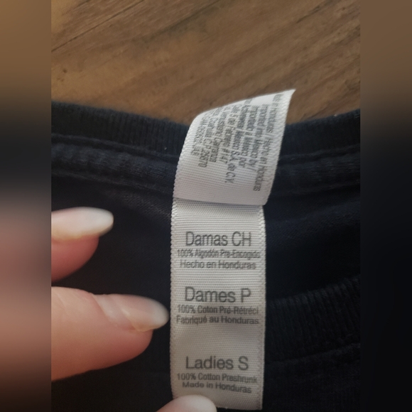 🪴BOGO FREE🪴 Super Smash Bros Tee Size S - Picture 3 of 3